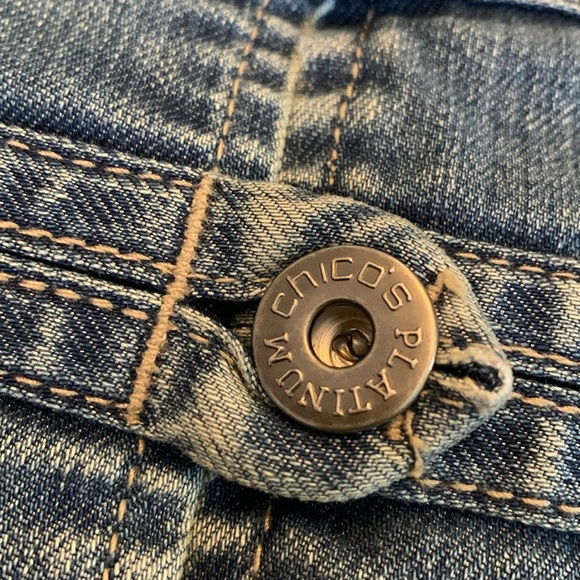 Chico’s Platinum Denim Vest button front jean size 1 - Picture 9 of 9